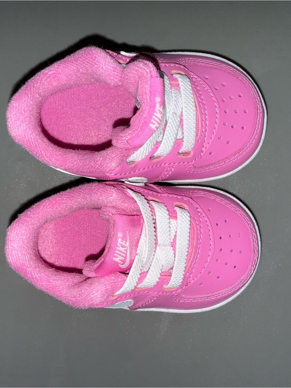 Nike Baby Pink Sneakers with White Swoosh - Picture 2 of 4